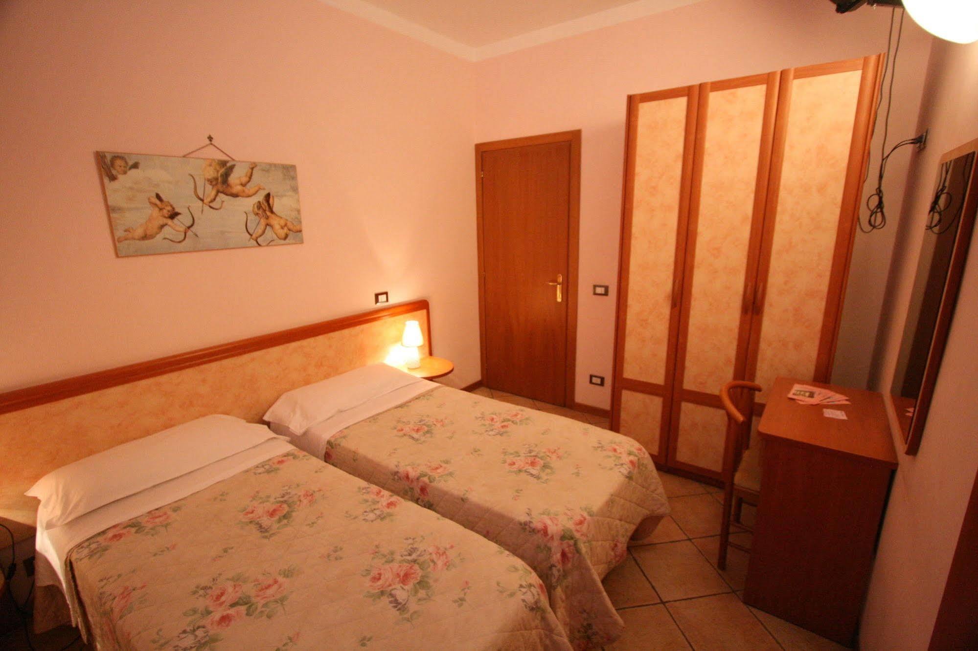 Hotel Venezia Montecatini Terme Kültér fotó