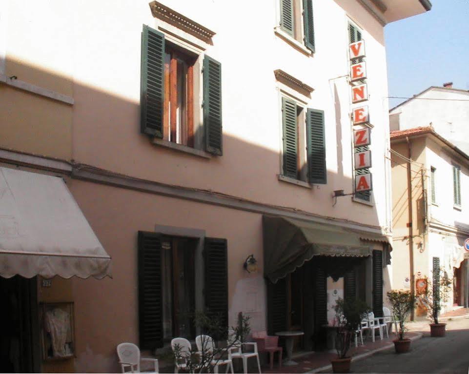 Hotel Venezia Montecatini Terme Kültér fotó